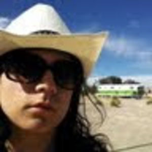 Meet your Posher, Vanessa